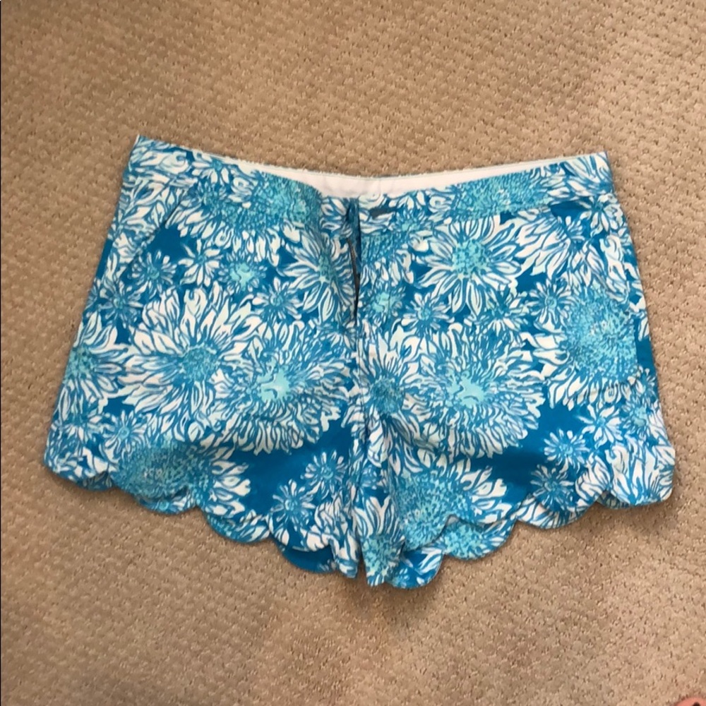 Lilly Pulitzer “the buttercup short”